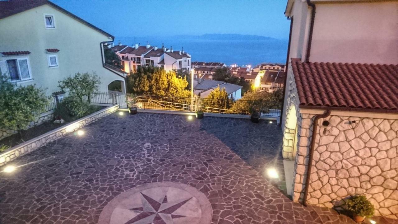 Studio Apartment "Brigita",Parking With Gate Rijeka Eksteriør billede