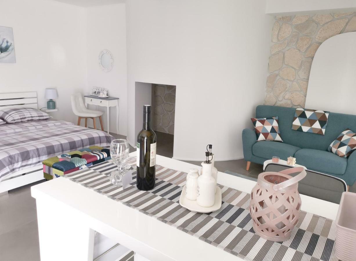 Studio Apartment "Brigita",Parking With Gate Rijeka Eksteriør billede